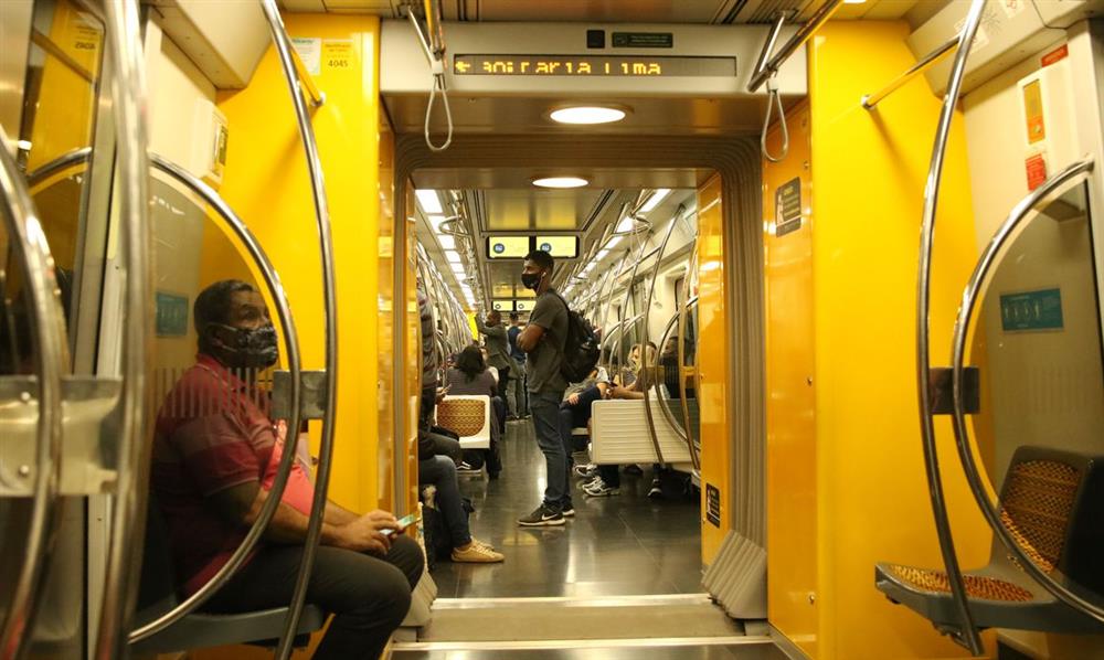 SP: trens e metrô passam a operar com bilhete digital unitário