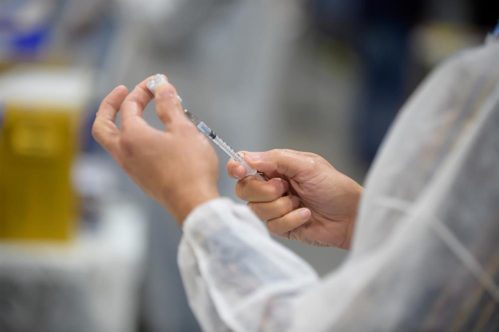 Vacinação contra a covid-19 avança em Guarulhos para o público de 43 anos ou mais