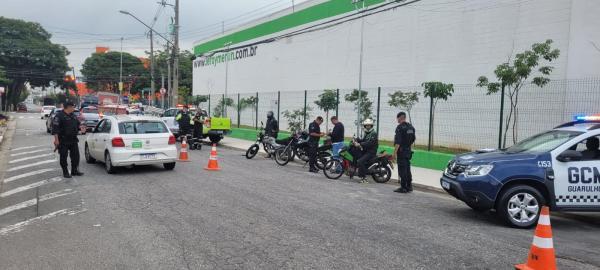 Blitz Motociclista Seguro registra 131 abordagens nesta terça-feira em Guarulhos