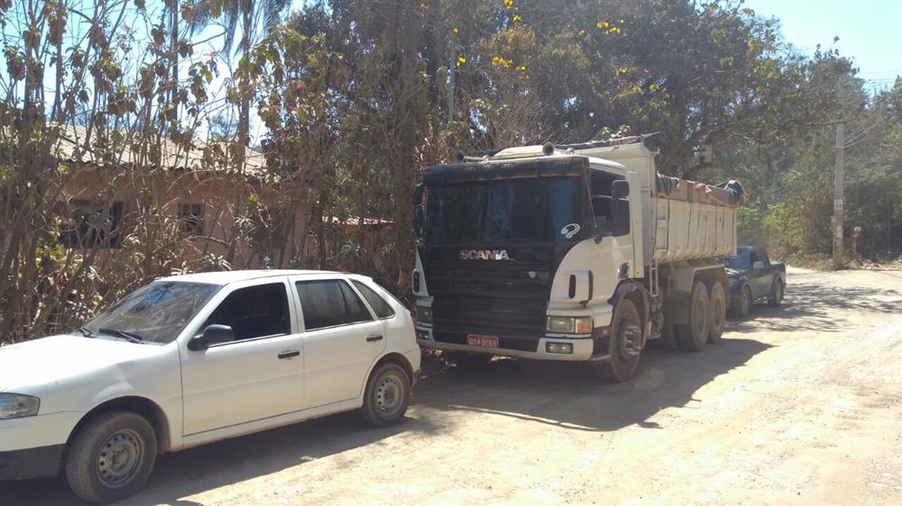 GCM Ambiental apreende caminhão realizando descarte irregular