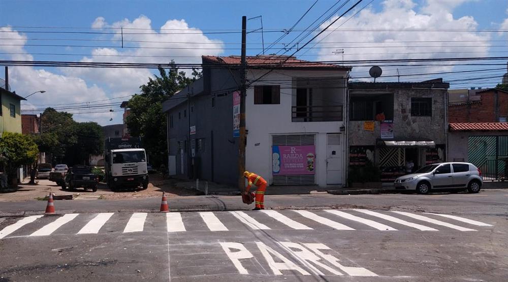 Trabalho de revitalização viária prossegue em oito bairros de Guarulhos