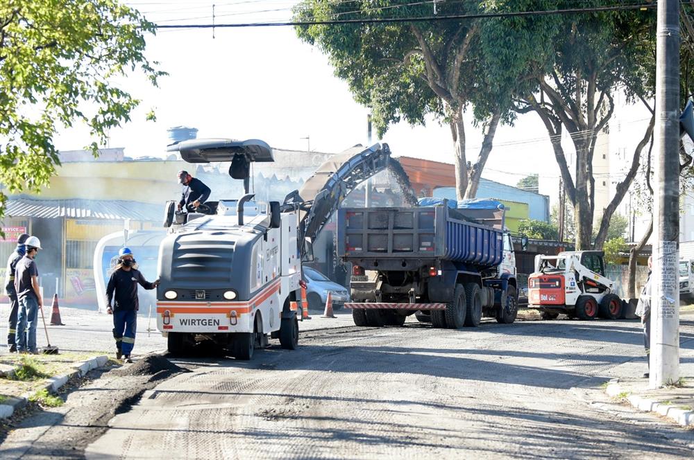 Parceria entre Prefeitura e Sabesp leva melhorias a vias de Guarulhos