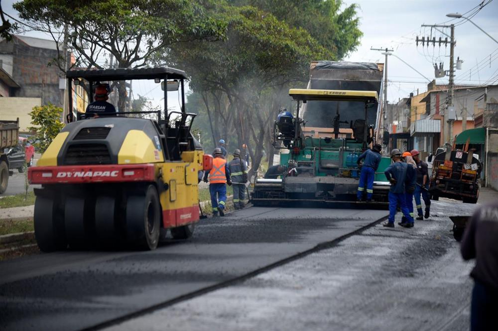 Prefeitura e Sabesp levam melhorias para vias da Vila Nova Bonsucesso